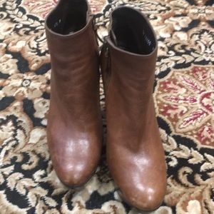 Stuart Weitzman boots size 6.5